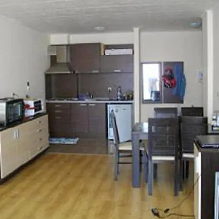 Comfortable In 65 M² Shared Pool * Napospart