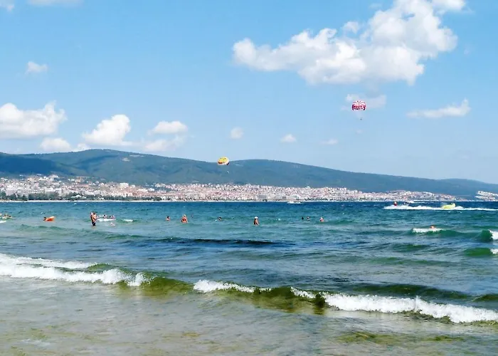 Apartman Comfortable In 65 M² Shared Pool