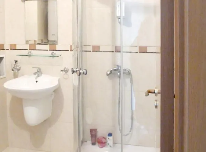 Comfortable In 65 M² Shared Pool Napospart