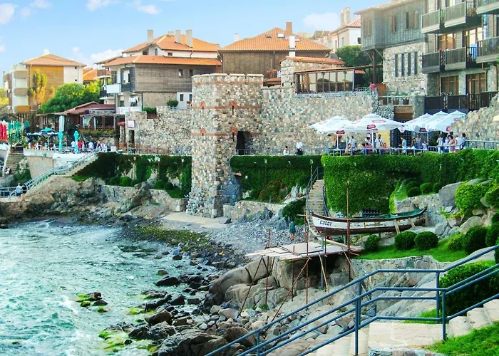 Lägenhet Comfortable In 65 M² Shared Pool Slăntjev Brjag